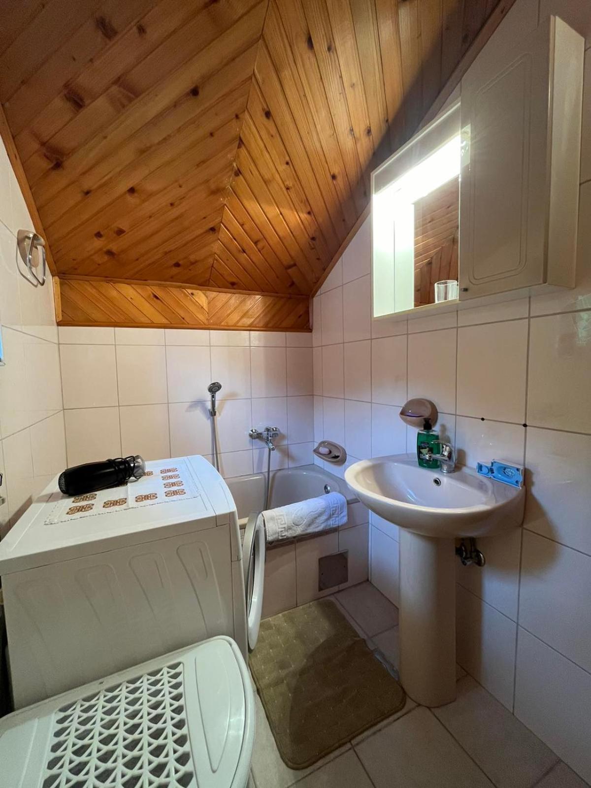 Guesthouse Vratnik Sarajevo Buitenkant foto